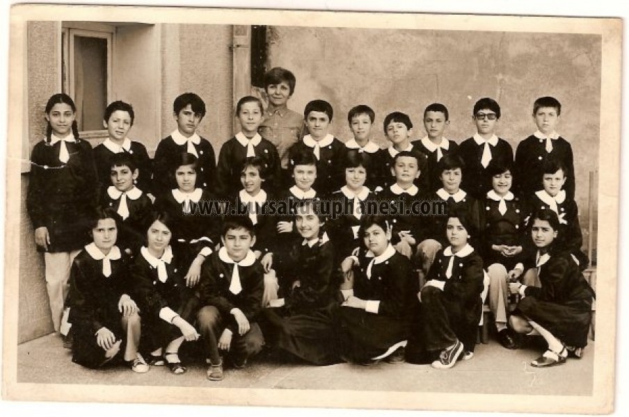 Osmangazi İlkokulu - Tophane İlköğretim Okulu 1975 