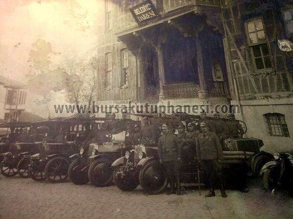 İtfaiye müdürü Ali Yeniay ve arkadaşları, 1930