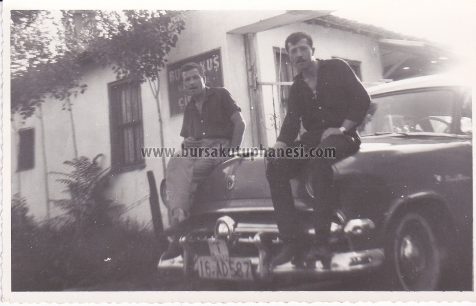 Demirtas-Kanarya-Ciftligi-onu-Tatar-Mahmut-ve-Pestemalli-Muammer-1962