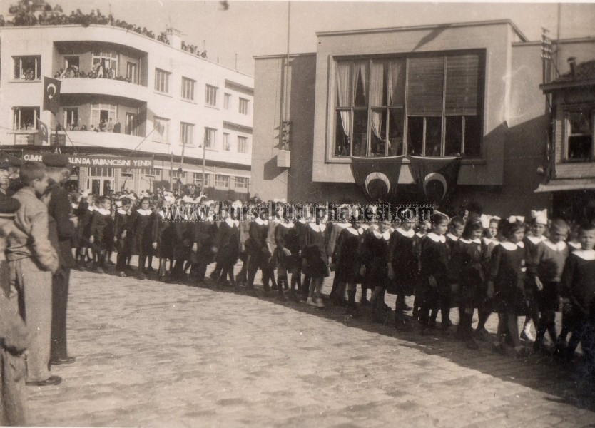 Resmi geçit öğrenciler 1940'lar 