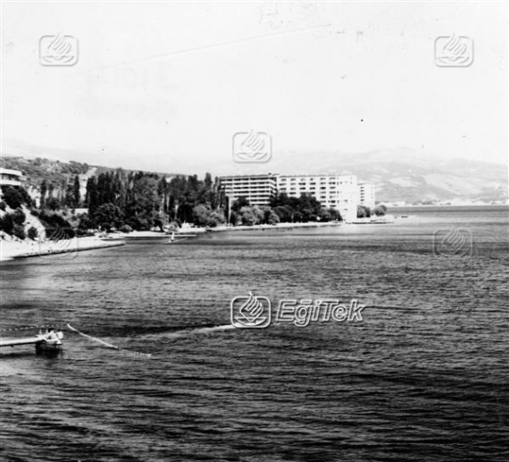 Gemlik Karacaali Plaj Tesisleri, 1983